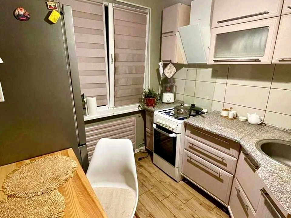 Apartment. Chernigov, V'yacheslava Radchenka st.