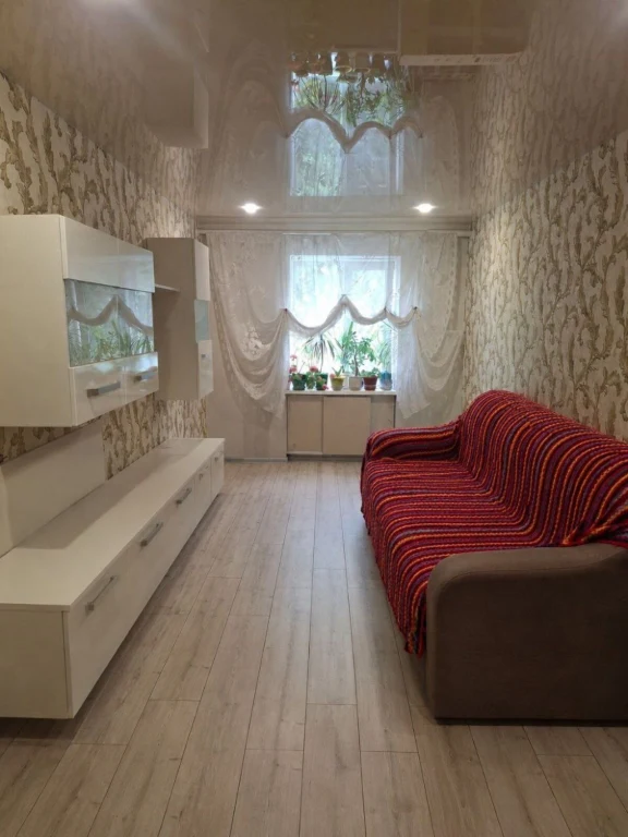 For Sale: 2 rooms renovated | Covered market