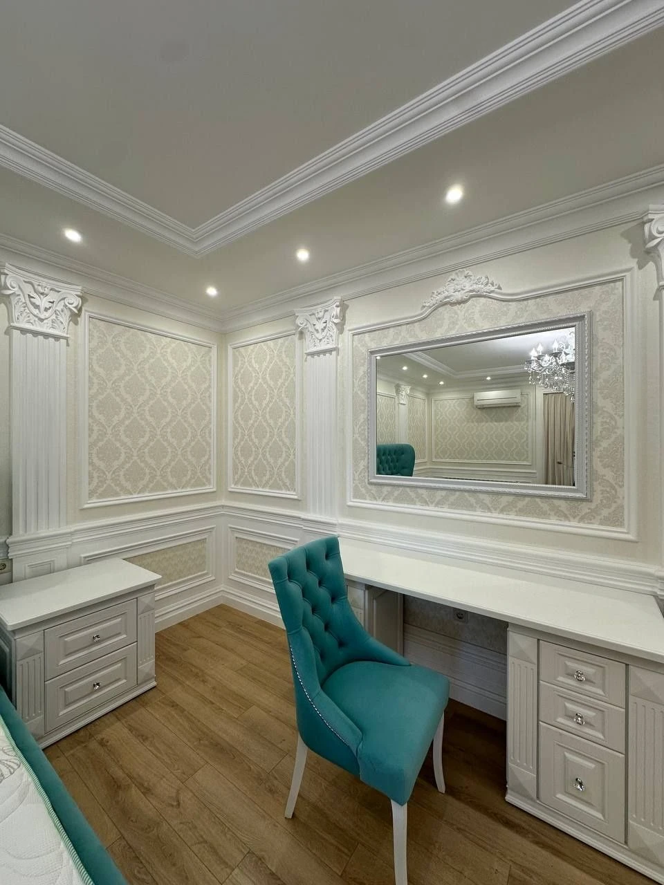 1353 USD per 1 sq m, 3 rooms, new building
