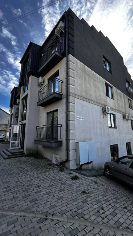 Sale of a 1-bedroom new building in the city center