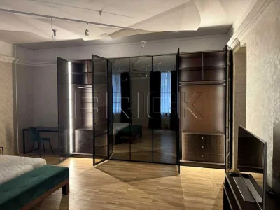 Apartment. Khreshchatyk Street, Kyiv