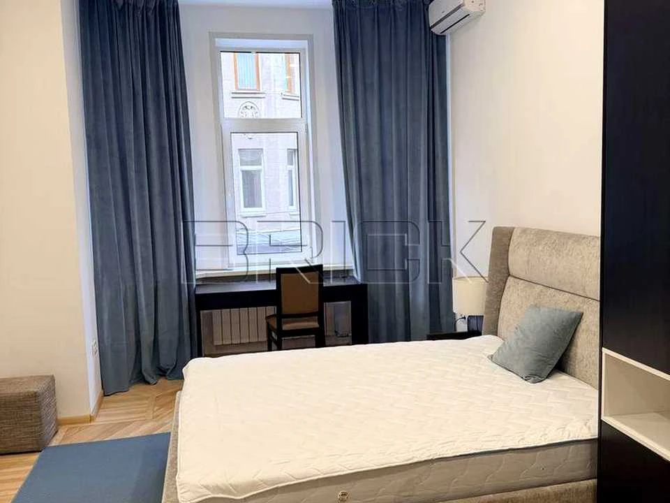 Apartment. Khreshchatyk Street, Kyiv