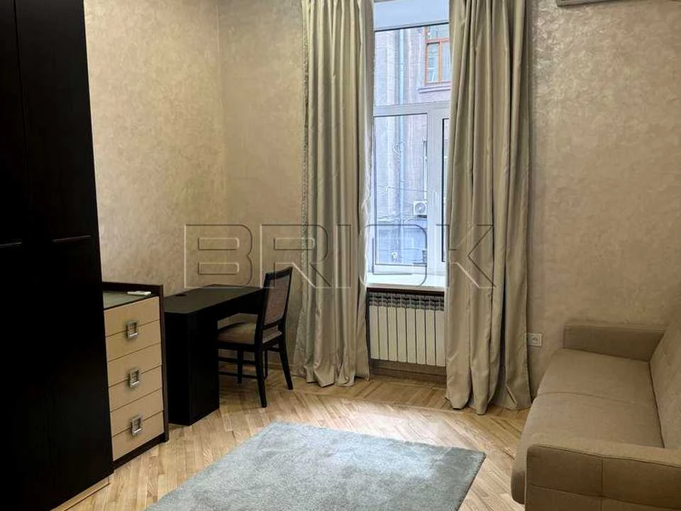 Apartment. Khreshchatyk Street, Kyiv