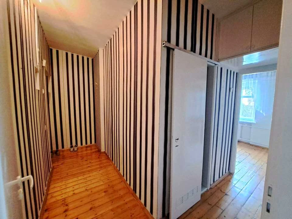 Apartment. Derevlyanska St.