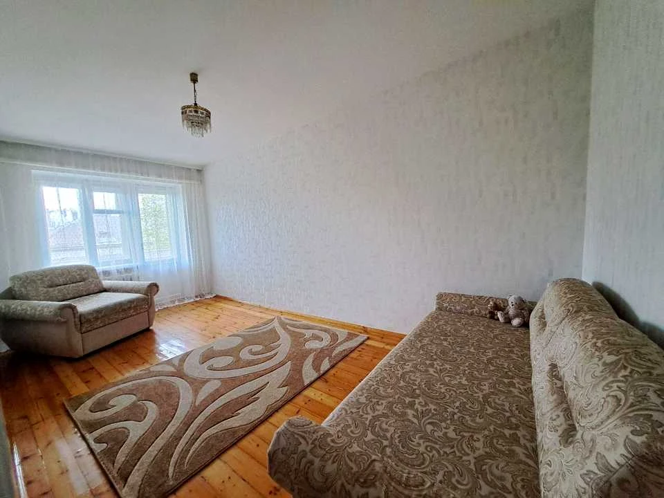 Apartment. Derevlyanska St.