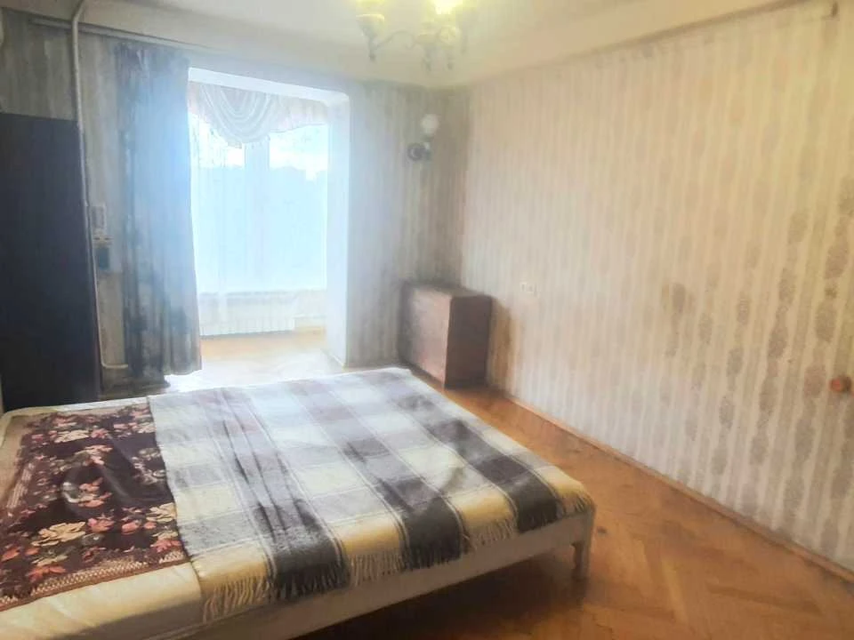 Квартира. Київ, Чоколівський бульвар