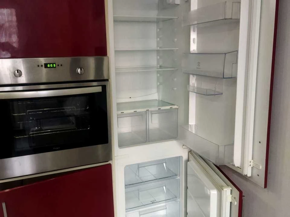 Квартира. Київ, Драгоманова вул.