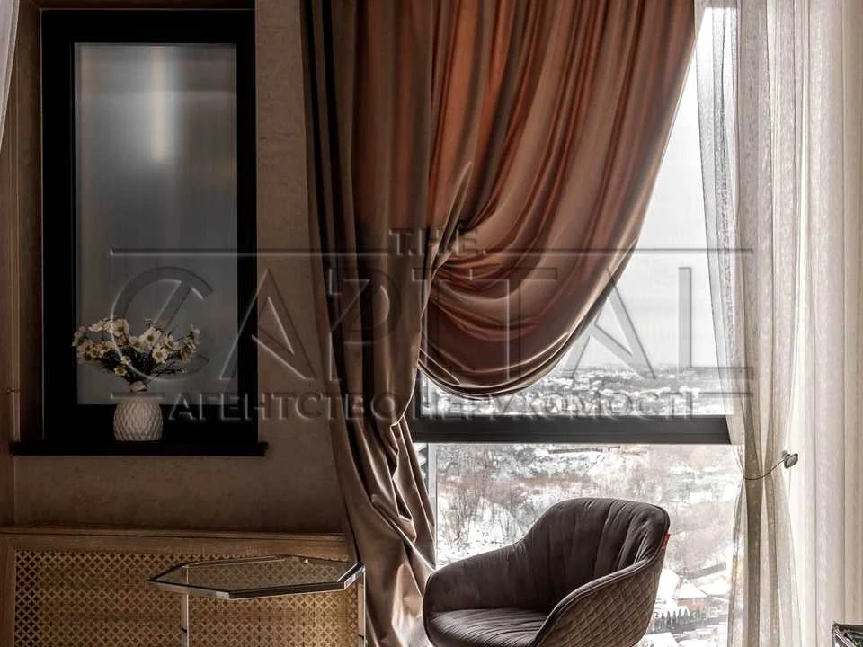 Apartment. Demianska St.