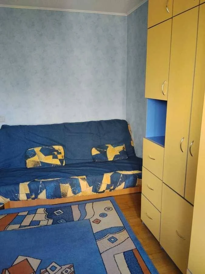 Здам довгостроково 3-к квартиру Київ, Дніпровський, Митропол