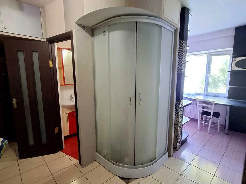 Apartment. Ovyruks'ka St., Kyiv