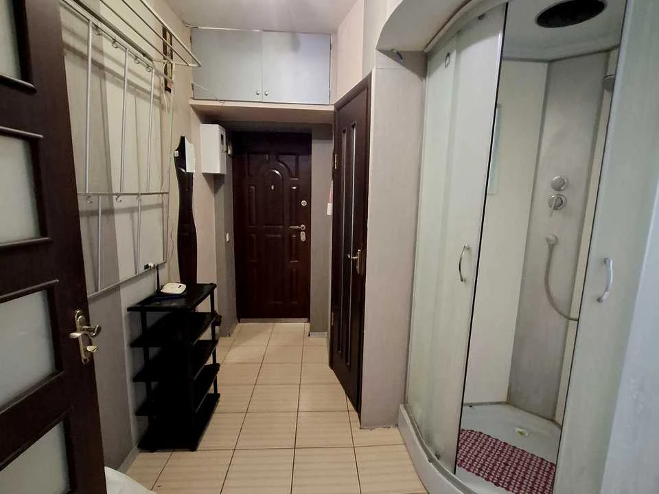 Apartment. Ovyruks'ka St., Kyiv