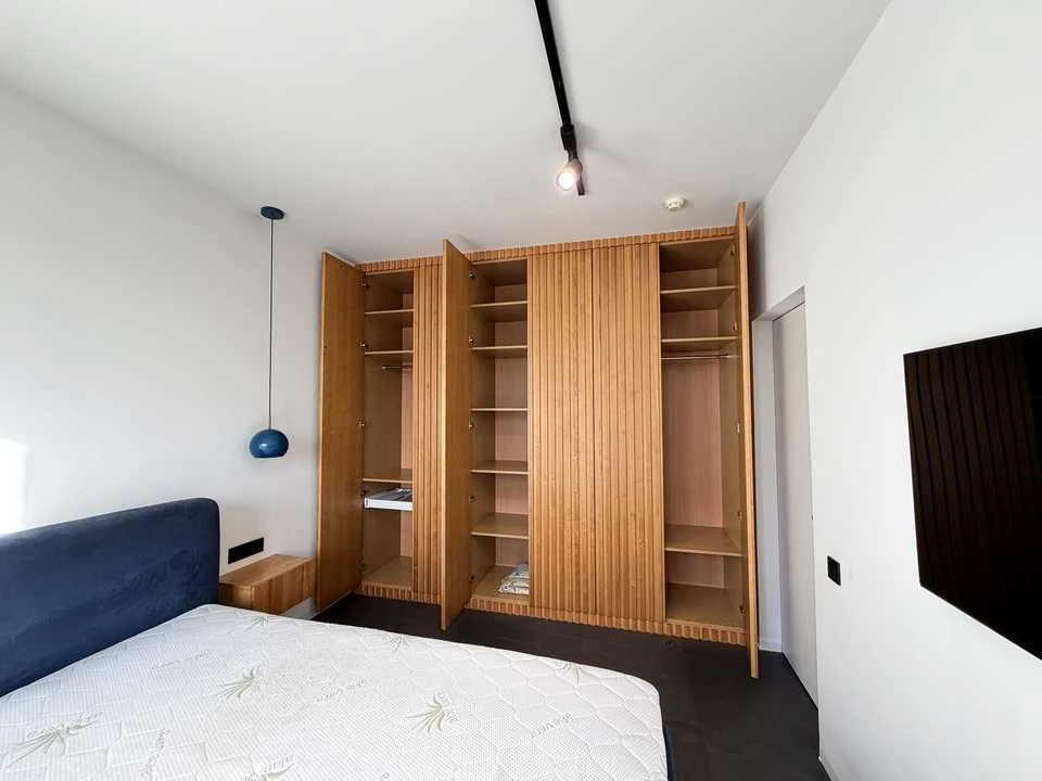 Apartment. Дніprovs'ka naberezhna vul.