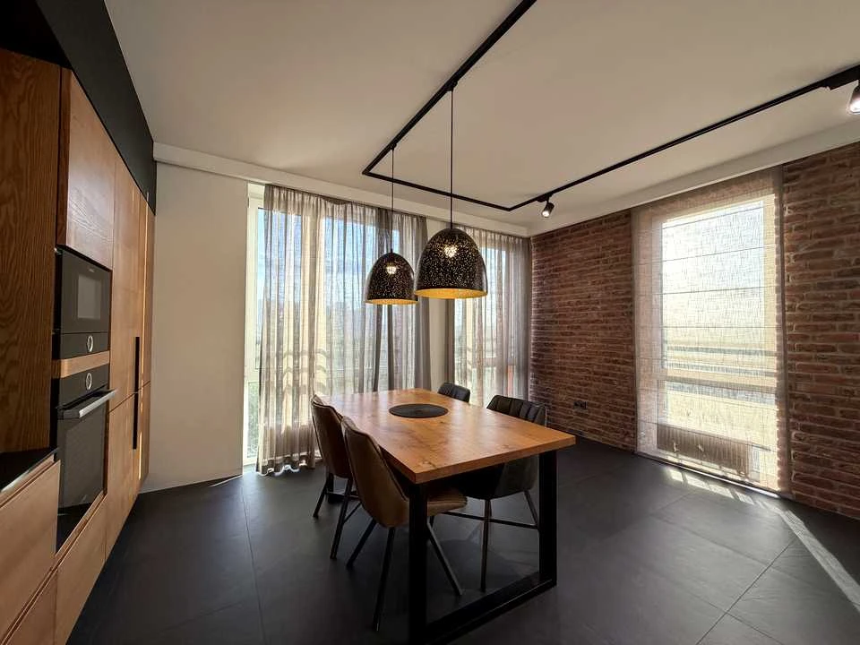 Apartment. Дніprovs'ka naberezhna vul.
