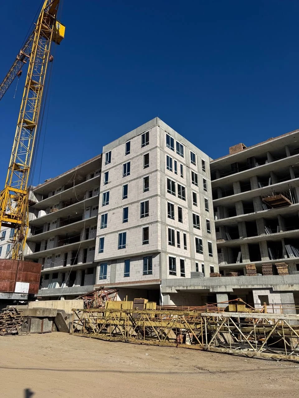 Sale of a 1-bedroom apartment in ЖК BigBen, вул. Persenkivka