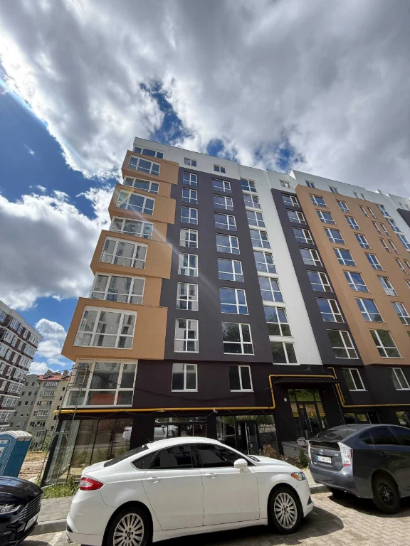 Sale of a 3-bedroom apartment in the "New Life" residential complex, Malogolos Street