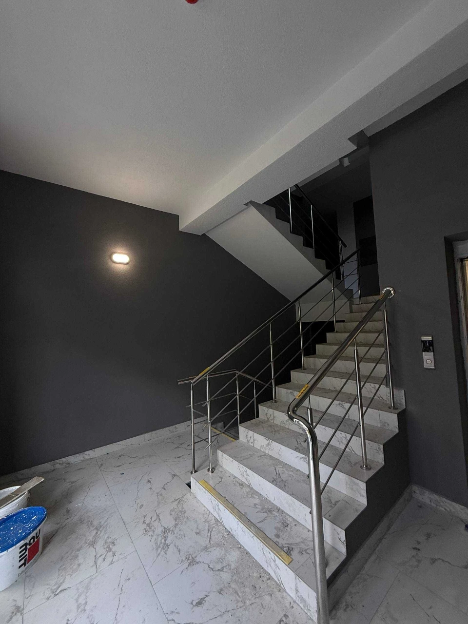 Sale of a 3-bedroom apartment in the "New Life" residential complex, Malogolos Street
