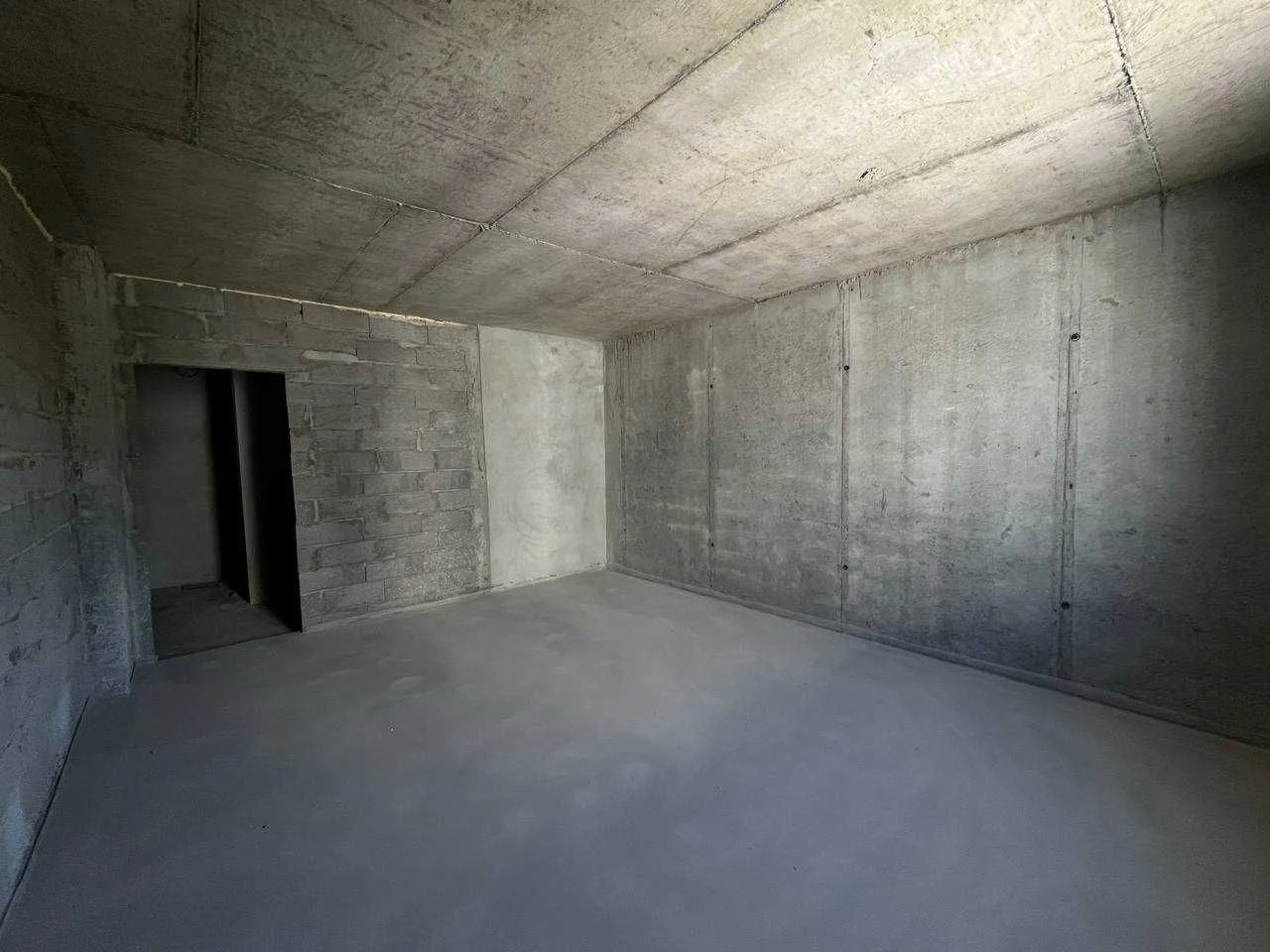 Sale of a 3-bedroom apartment in the "New Life" residential complex, Malogolos Street