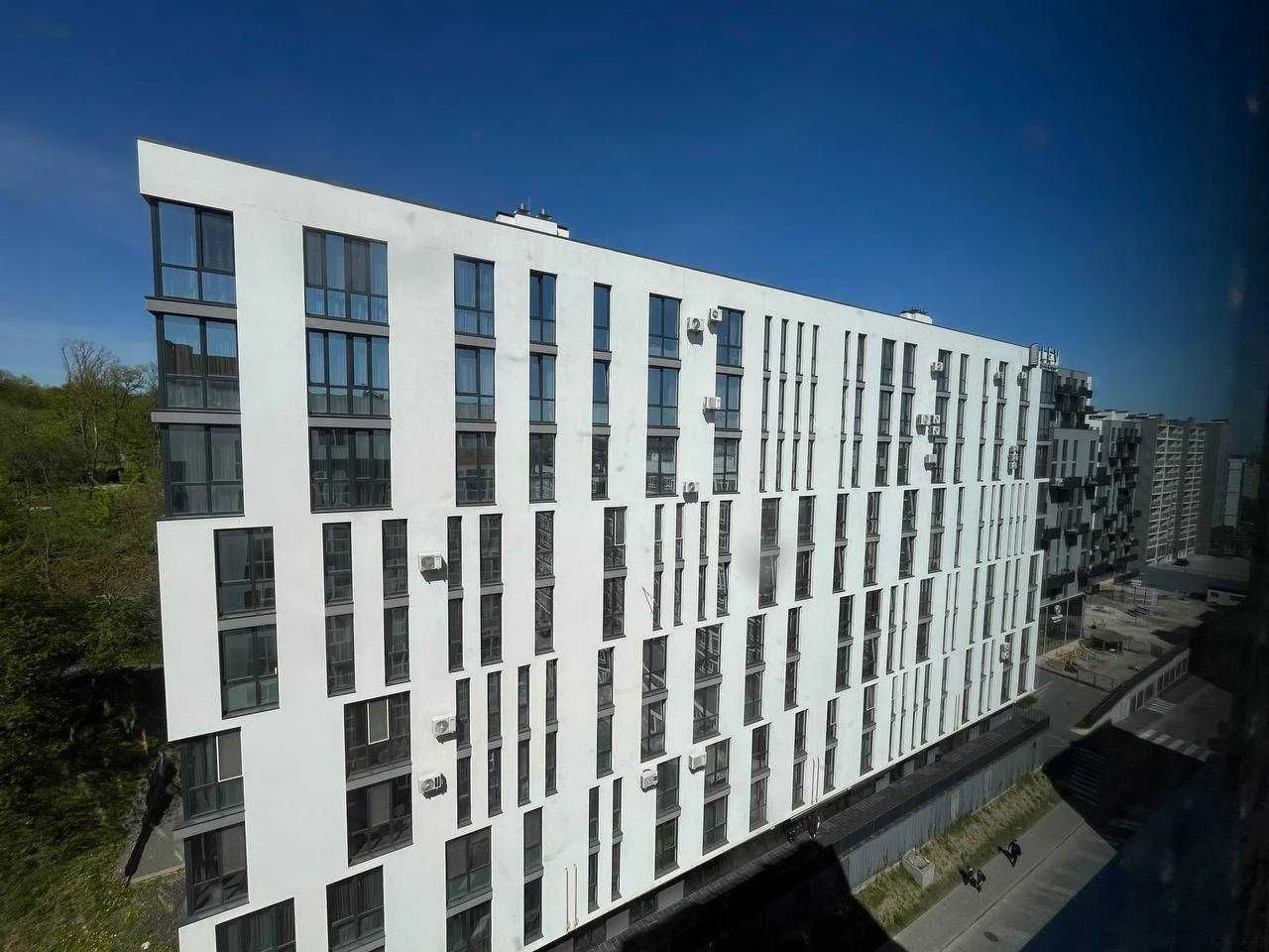 Sale of a 3-bedroom apartment in the "New Life" residential complex, Malogolos Street