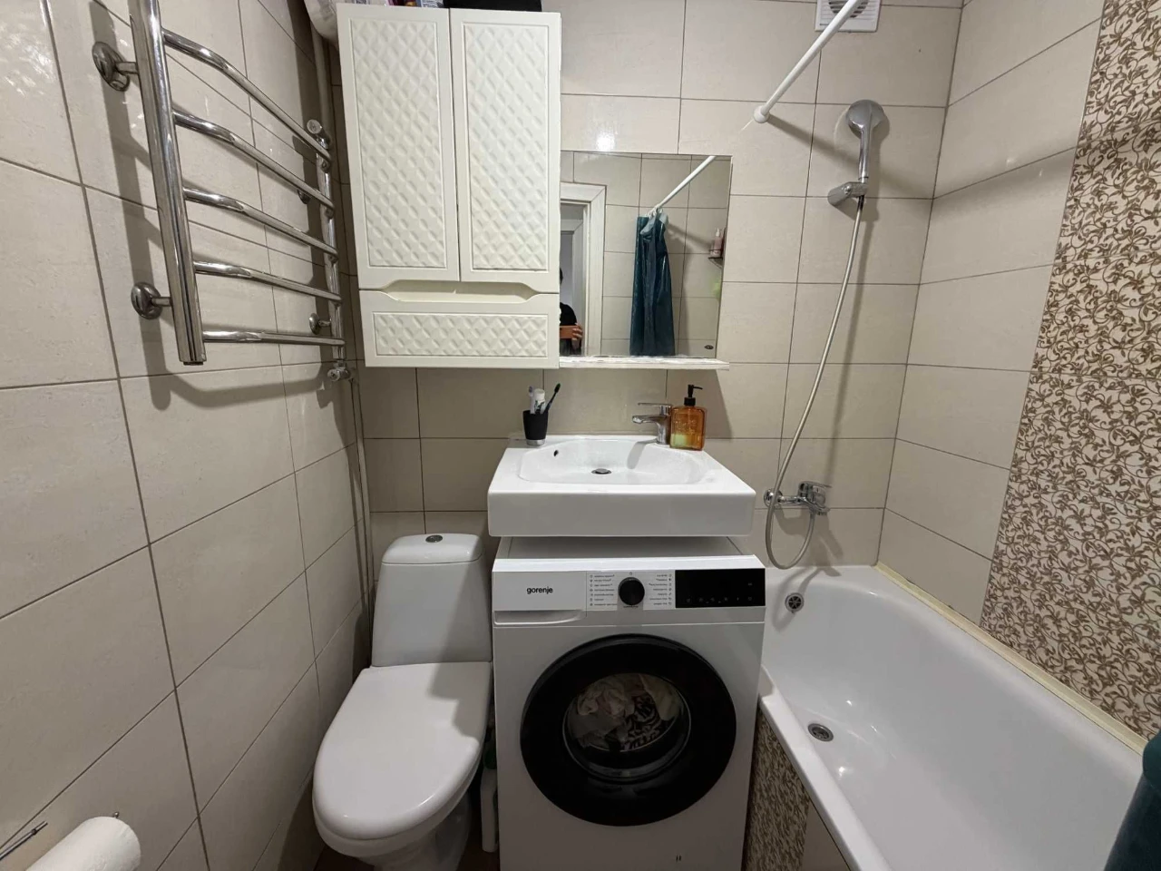 Продажа 1-комнатной квартиры в центре по ул. Золотой.