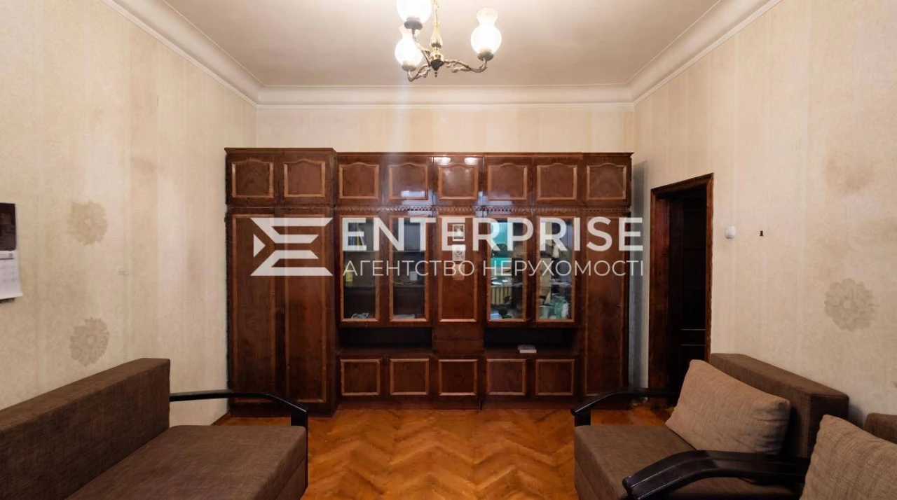Продаж 2к квартири вул. Ак. Ромоданова, Татарка Шевченківськ