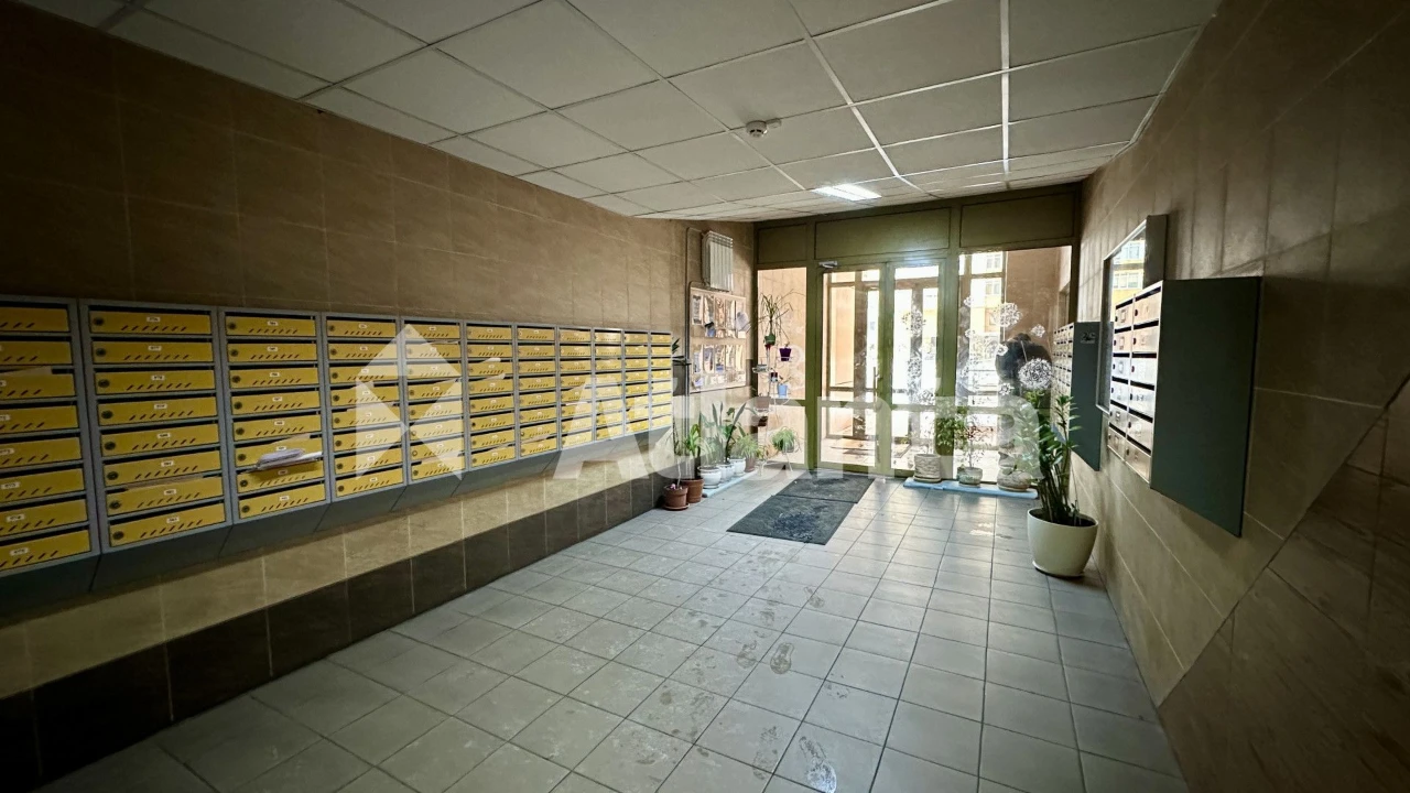2-кімнатна квартира в ЖК "Міністерський", генератор