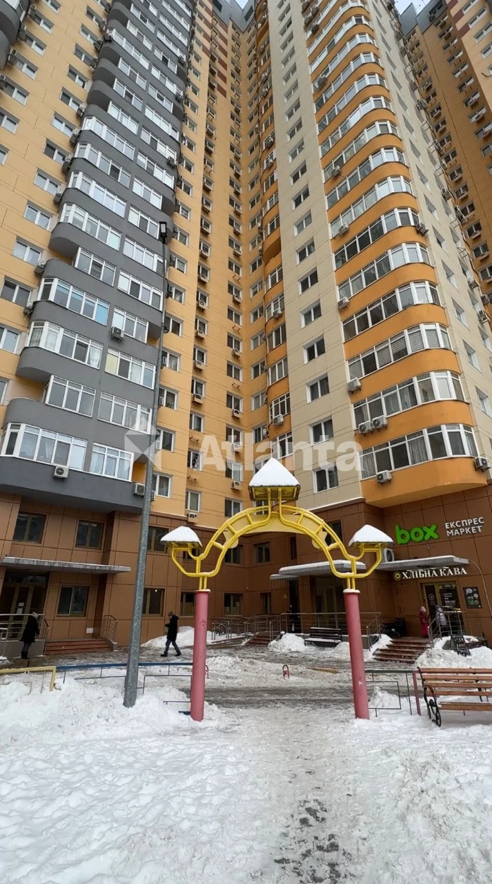 2-кімнатна квартира в ЖК "Міністерський", генератор