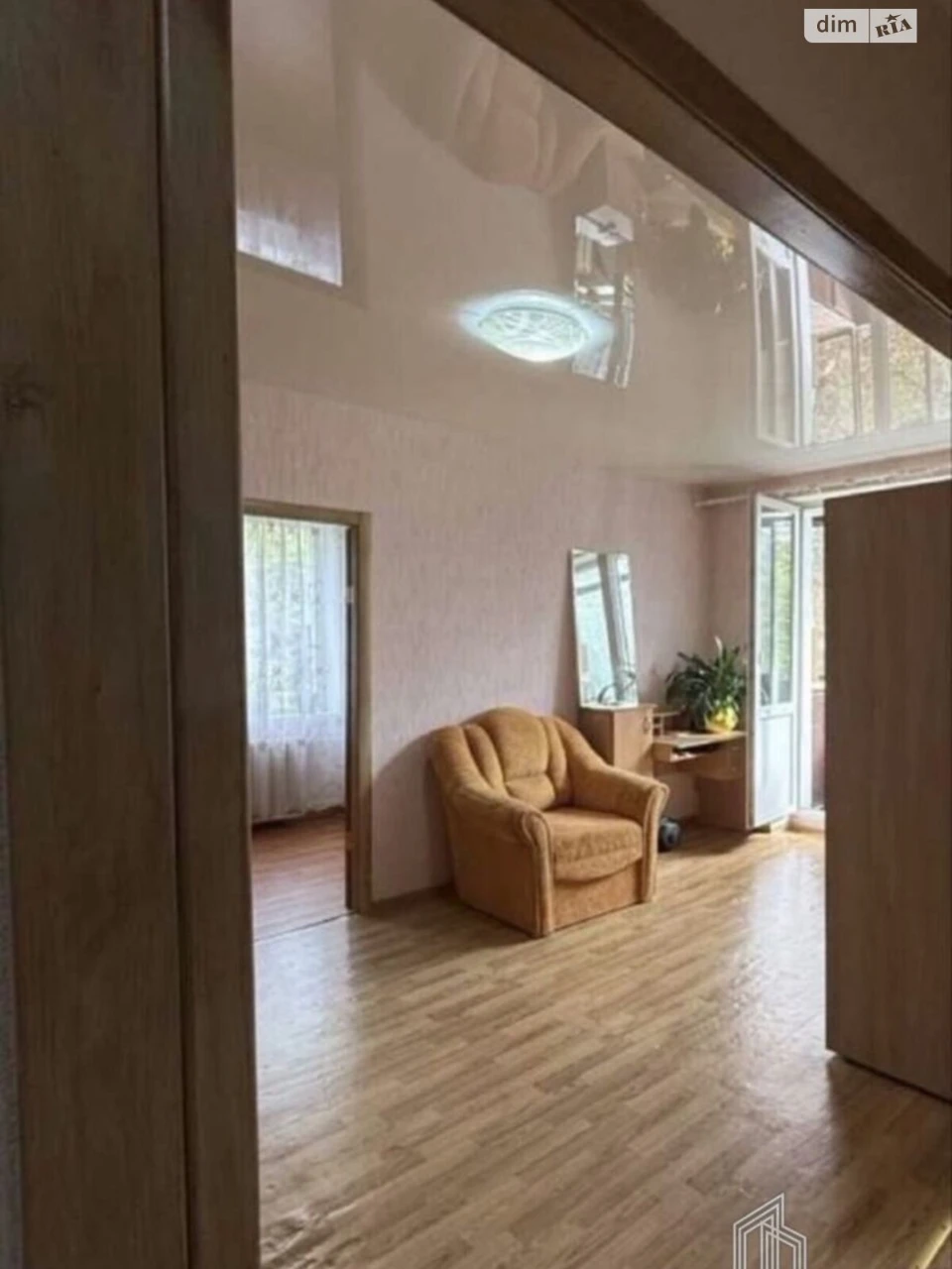 Apartment for Sale - Perhotravnevyi Massiv