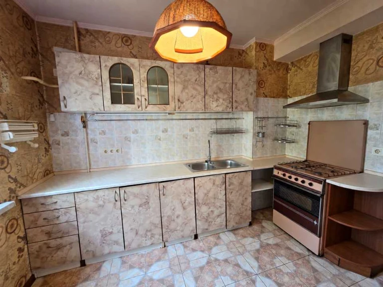 Apartment. Onore de Balzac Street, Kyiv