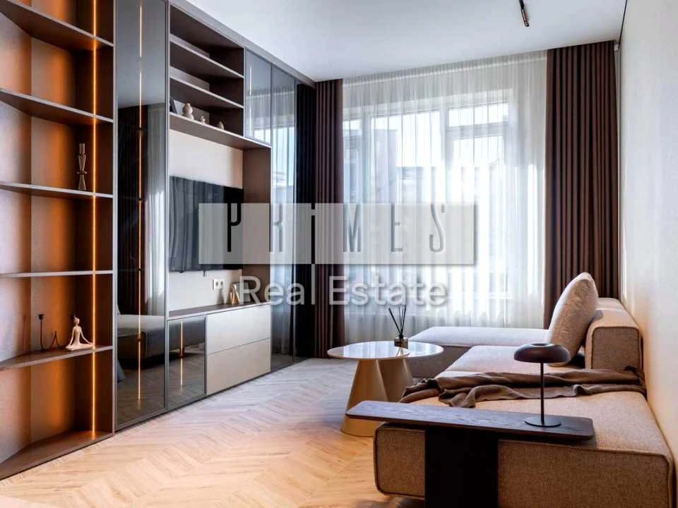 Apartment. Kyiv, Saperne Pole st.