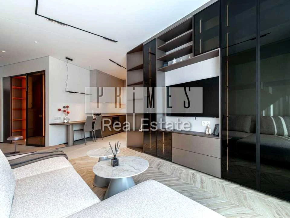 Apartment. Kyiv, Saperne Pole st.