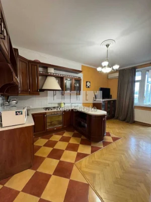 Терміново! Торг! Продаж 3к квартири 88м2 вул Старонаводницьк