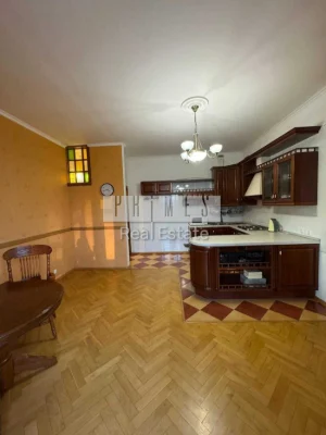 Терміново! Торг! Продаж 3к квартири 88м2 вул Старонаводницьк