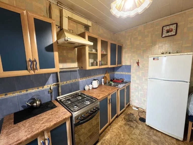Продаж 2-комнатной квартиры, левый берег