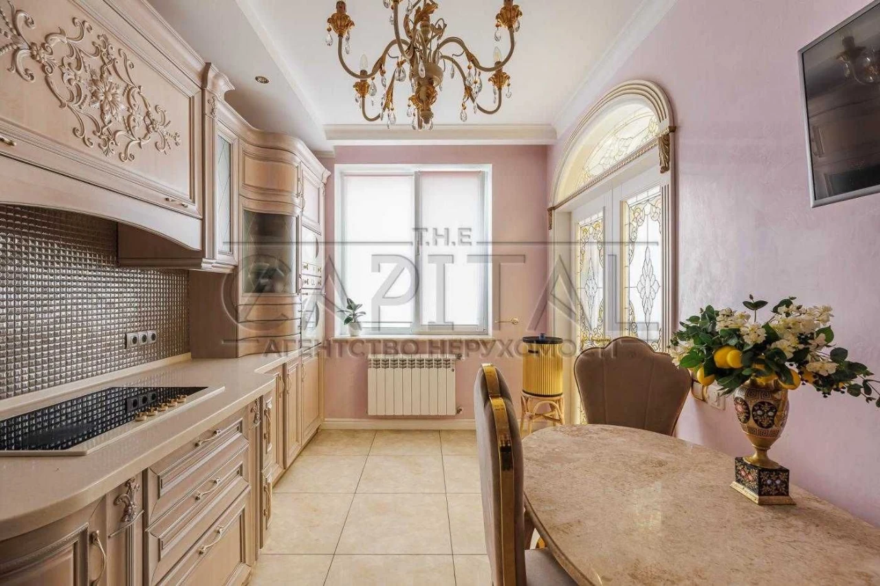 3-room apartment for sale in residential complex "Olymp" on Holosiivsky Prospect, 68