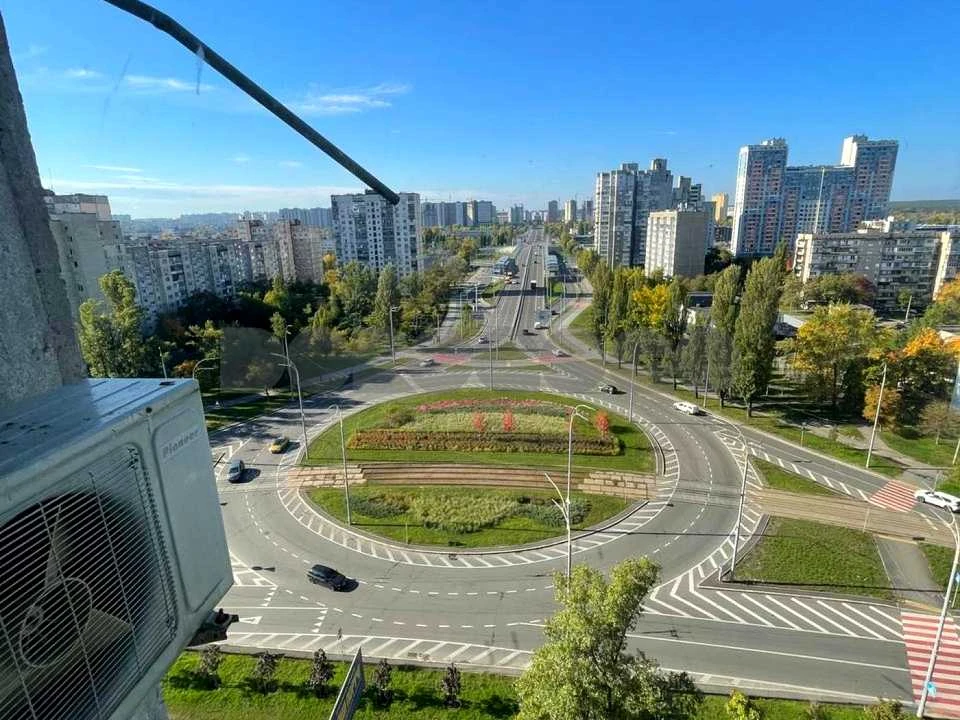 Квартира. Київ, вулиця Зої Гайдай, 12/10