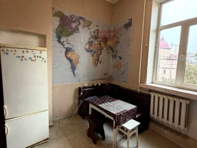 Квартира. Київ, Богдана Хмельницького вул.