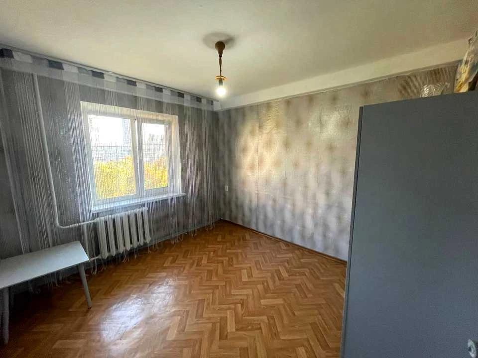 Квартира. Київ, Дмитра Павличка просп.