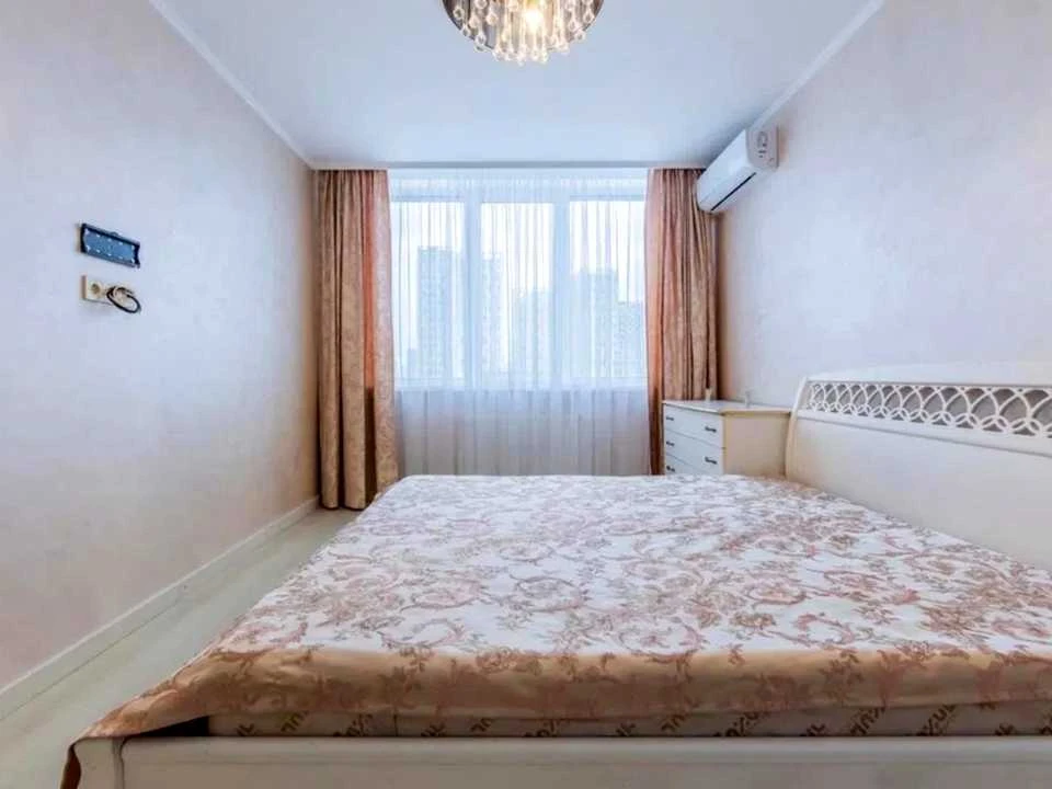 Квартира. Київ, Алімпія Галика вул.