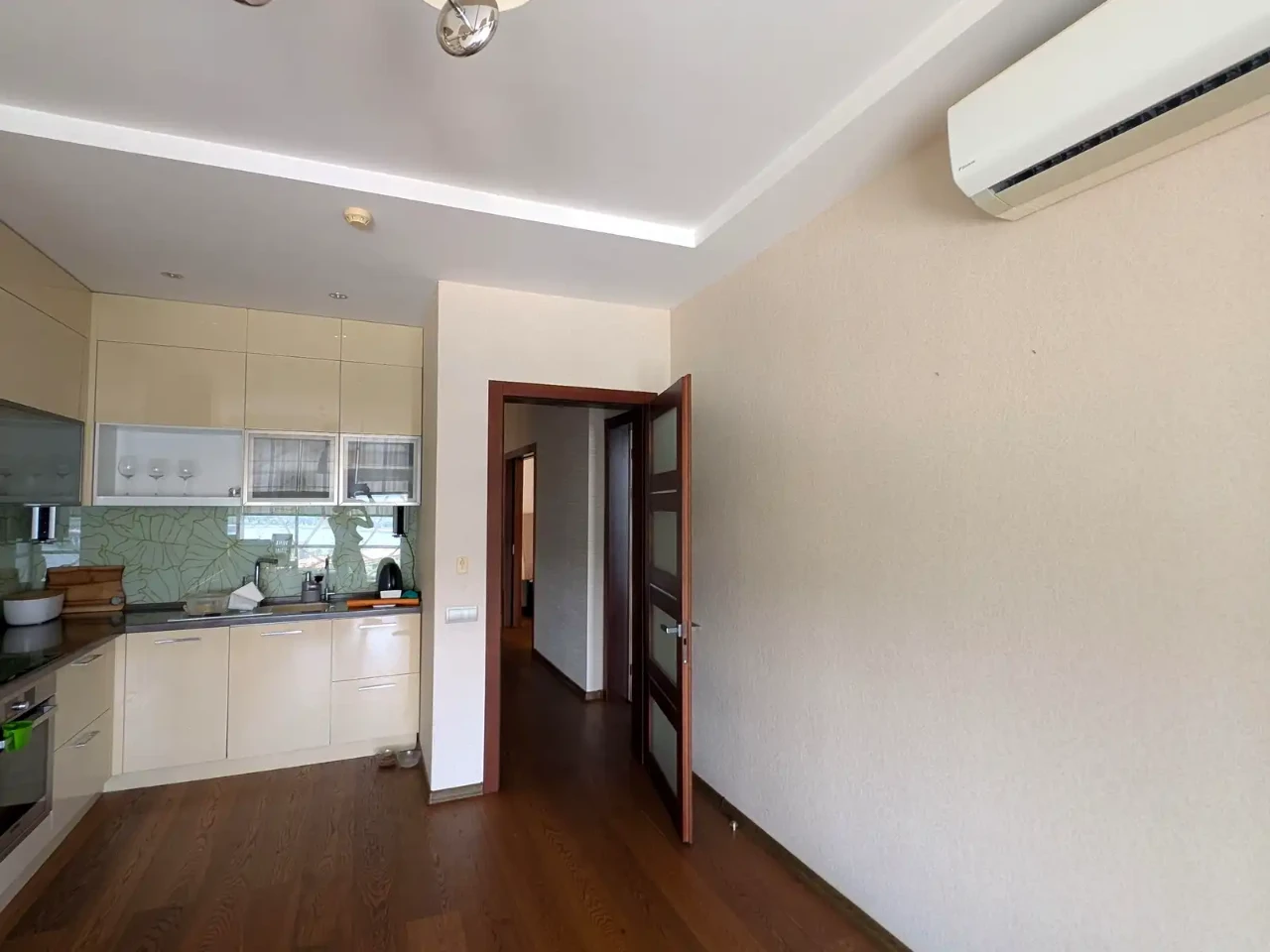 Продаж квартири 2-кімн. 85 м² 17/32 пов.