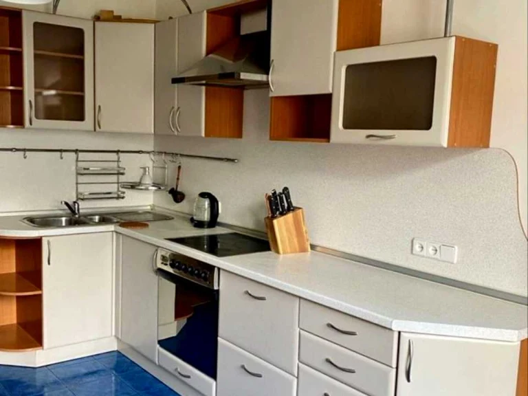 Apartment. Vasyl Pyrka St.