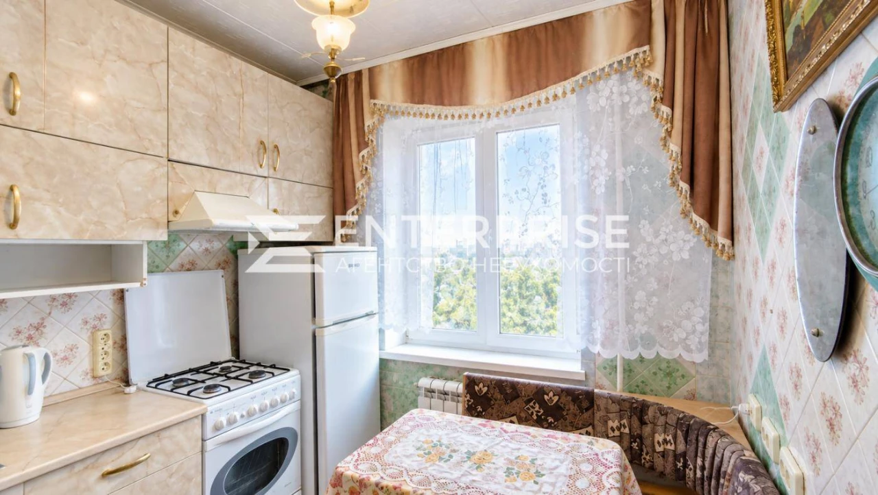 Без комісії Продаж 2-х квартири вул. Юхновського Держ. прогр