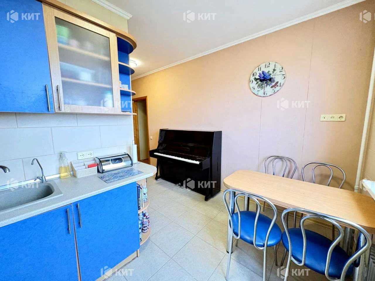 2 room. 49 sq m. Scientific, Scientific, European (Novgorod) st.