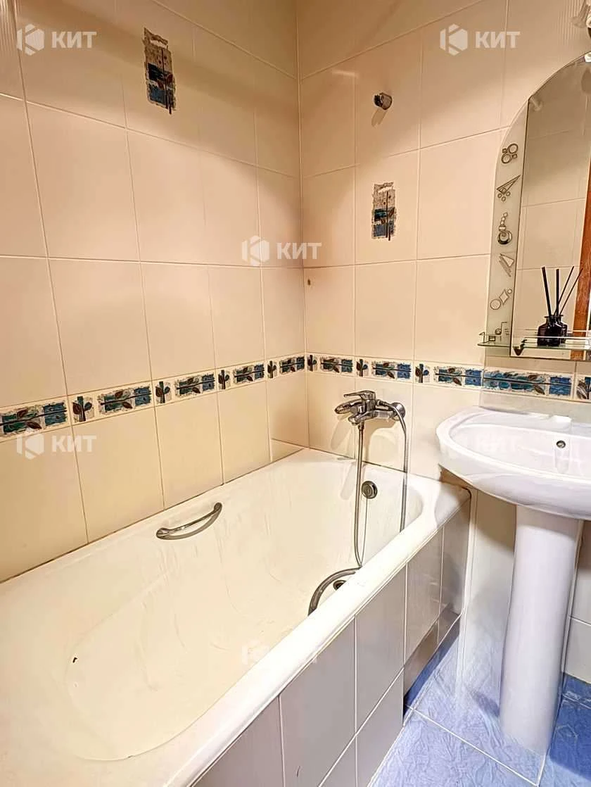 2 room. 49 sq m. Scientific, Scientific, European (Novgorod) st.