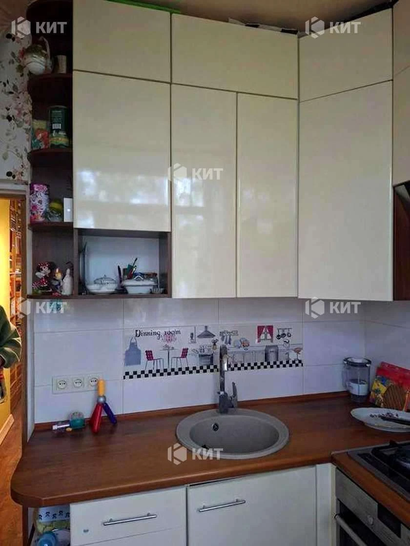 2к. 55м2 Центр, м. Университет, Данилевского ул. 38 - Продажа