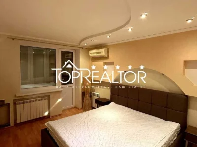 Apartment. Metrobudivnykiv Street, Kharkiv