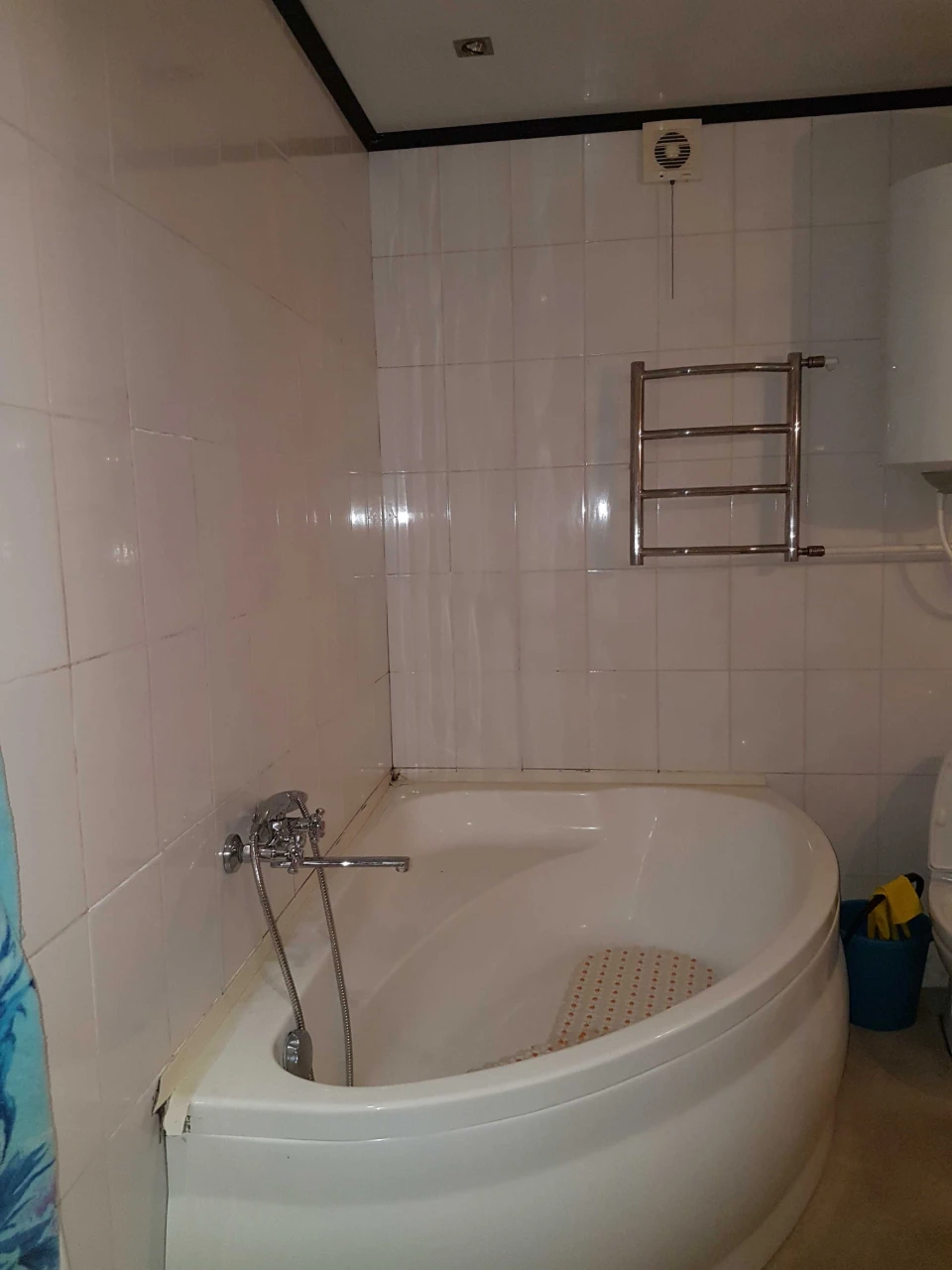Продам 2 комнатную квартиру