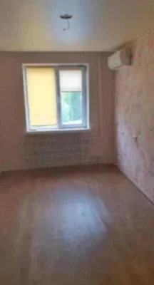 Продам 1 комн гостинку 2/5  Одесская пер Зерновой