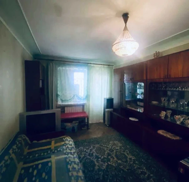Квартира, 5 м, метро "Дворец Спорта", Нові будинки, бульвар Танкопія