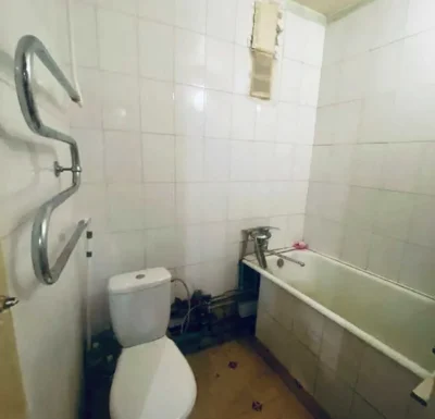 Квартира, 5 м, метро "Дворец Спорта", Нові будинки, бульвар Танкопія