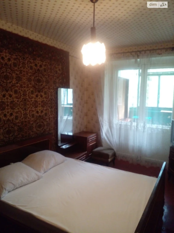 Long-Term Rental Room Red Stone